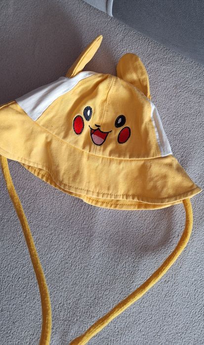 Zestaw czapek letnich dla dziewczynki,dżokejki i kapelusik Pikachu