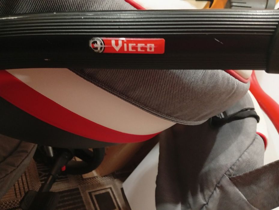 Коляска Adamex Vicci