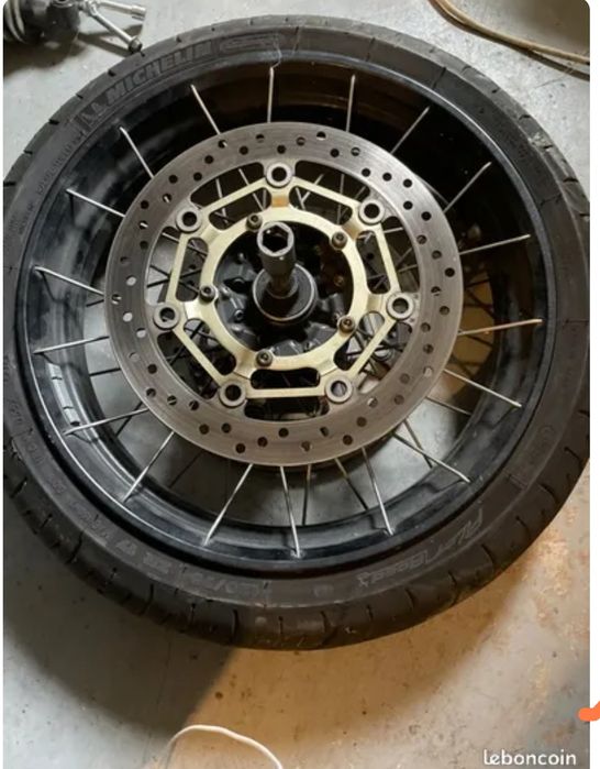 Honda XADV 750 peças