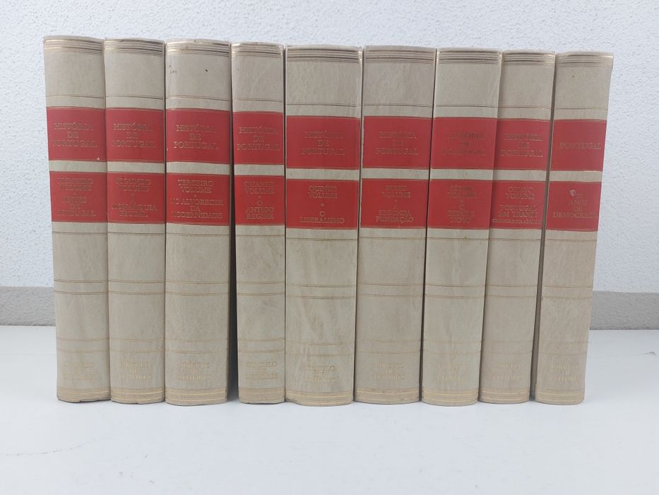 Coleção de 9 volumes da história de portugal