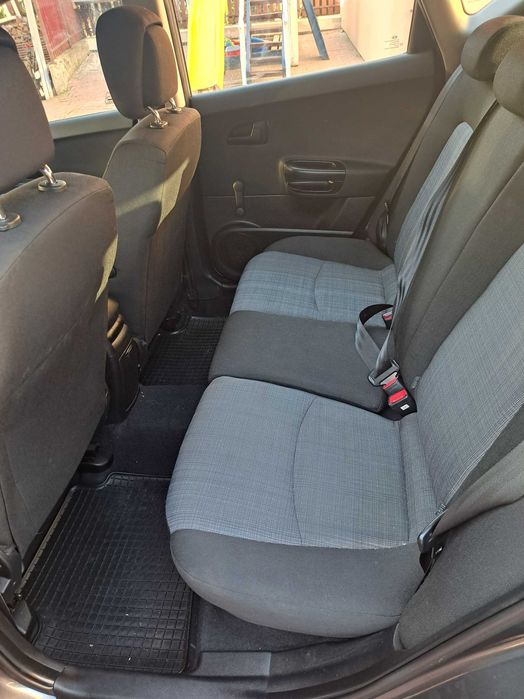 Kia ceed 1.6 diesel  2012