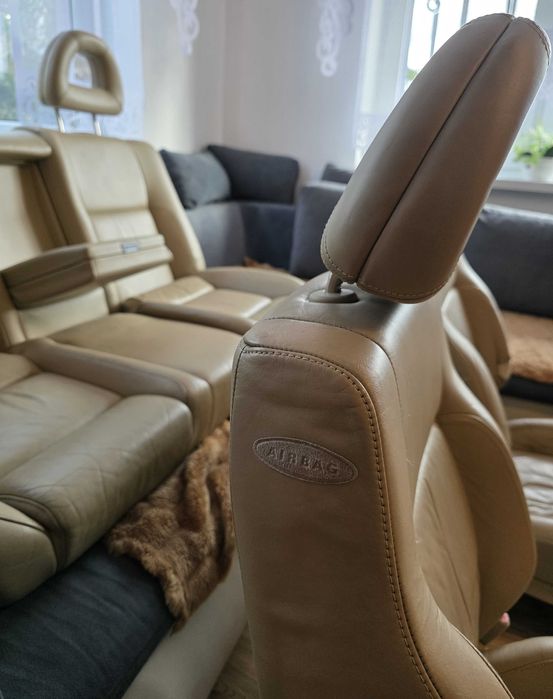 Skórzane fotele i kanapa Bora, Golf IV - jasne beżowe, skóra prawdziwa