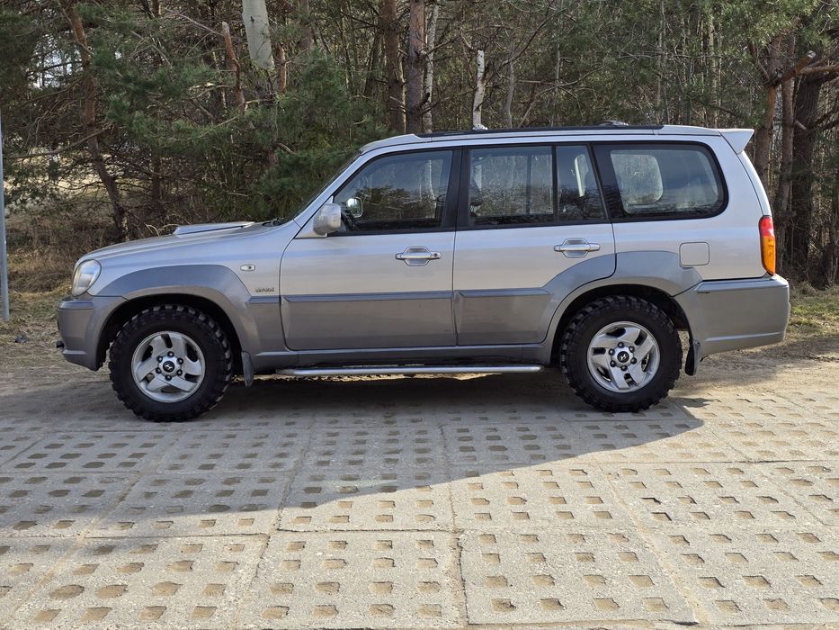 Hyundai Terracan 2.9 Diesel/ manual/ skóry/ 4x4/ Mteki/ sprawny