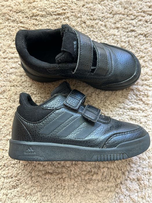 Дитячі кросівки Adidas