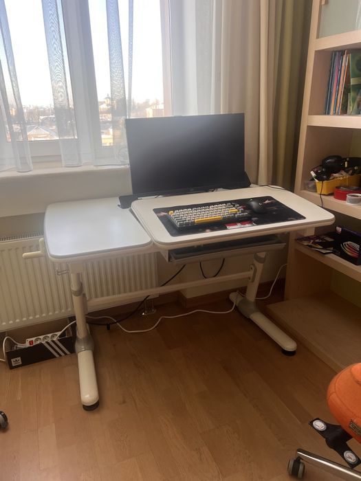 Парта дитяча шкільна