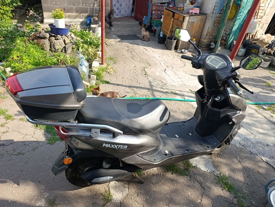 Продам электроскутер Maxxter Neos II,1500 вт