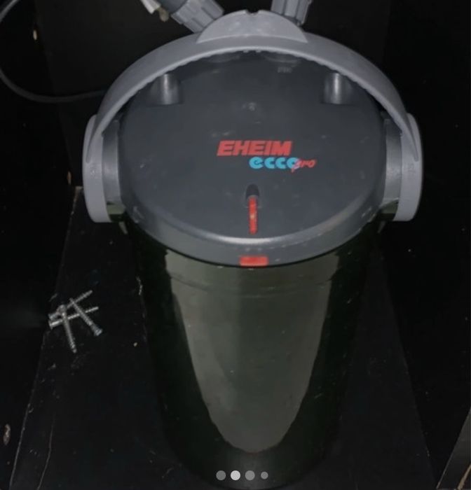 Aquario 200L e bomba enhein nova