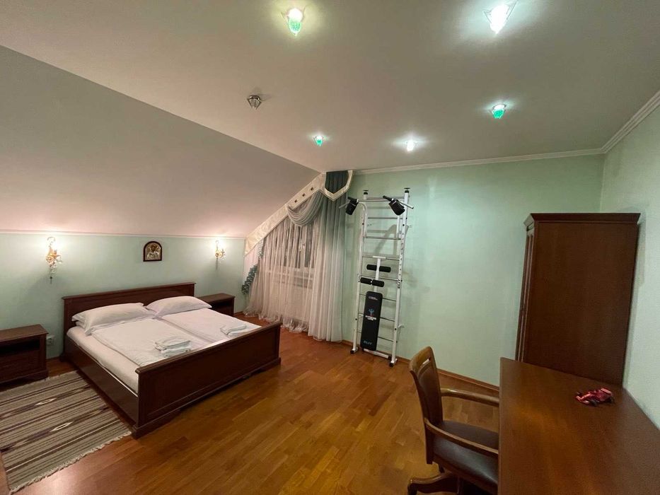 Продається 2-х рівнева квартира VIP класу, район Мазепи, Трускавець!