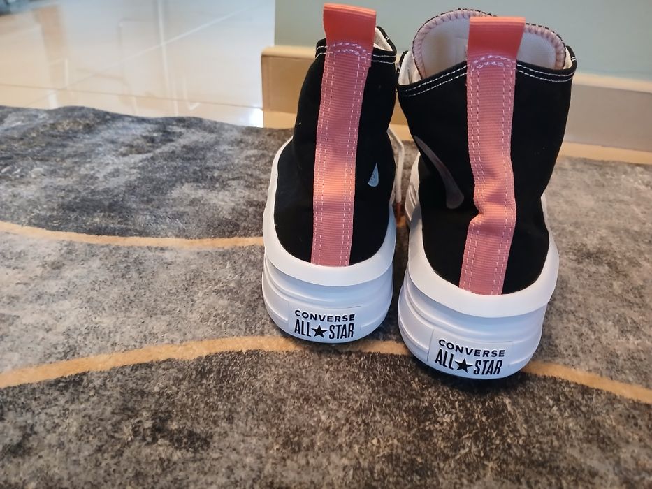 Nowe trampki Converse rozmiar 5,5