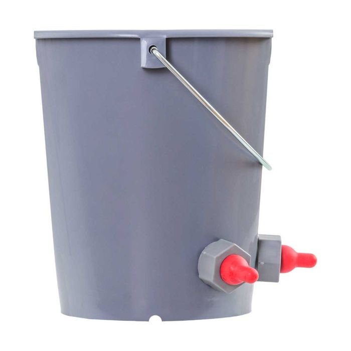 Wiadro laktacyjne dla jagniąt i koźląt. 3 smoczki, 8 litrów