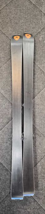 Narty skiturowe Dynastar Cham 80 – 154 cm – z fokami i wiązaniami Look