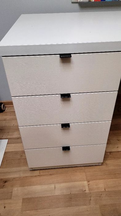 Białe biurko, solidne,  nie Ikea