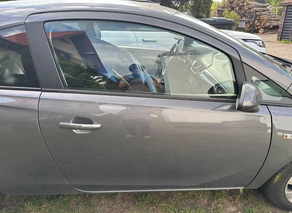 Drzwi Opel Corsa E 3D w kolor z195 lewe prawe