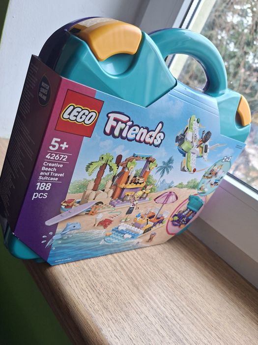LEGO® 42672 Friends - Kreatywna walizka plażowa