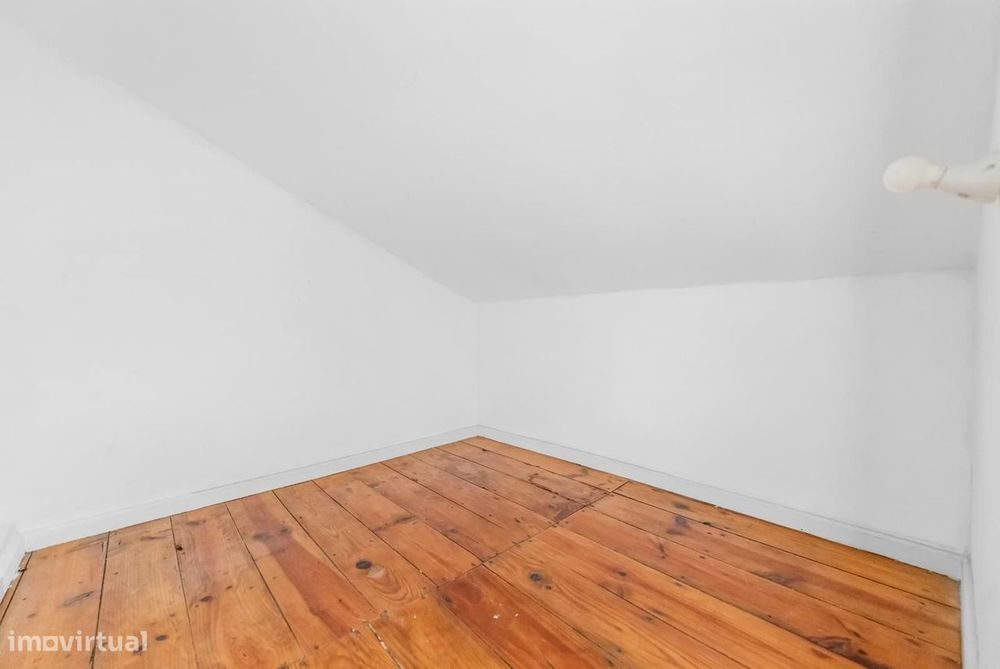 Apartamento T2 + 1 com vista, Estrela, Lisboa