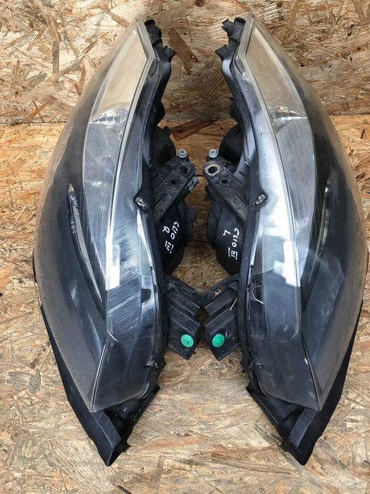Lampa/reflektor przedni renault clio 3