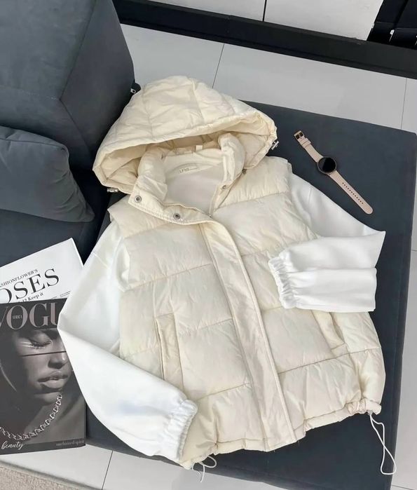 Стильній жіночій жилет з капюшоном. Хіт продажу!