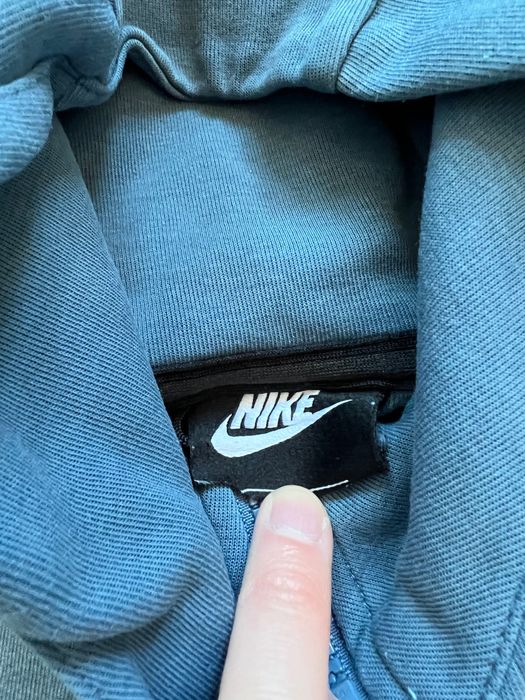 Bluza Nike small logo zipped śliczny kolor