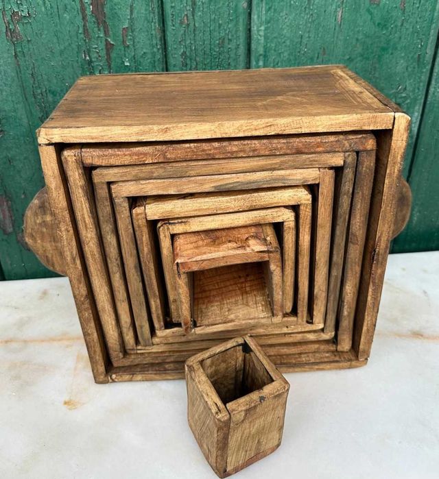 Oito Caixas artesanais rusticas feitas de sobras de pinho