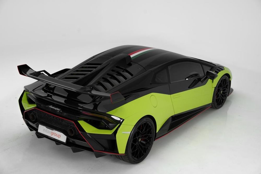 Lamborghini Huracán STO