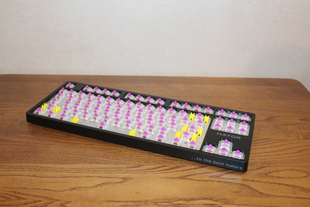 Ігрова клавіатура Hator Rockfall Mecha TKL 2