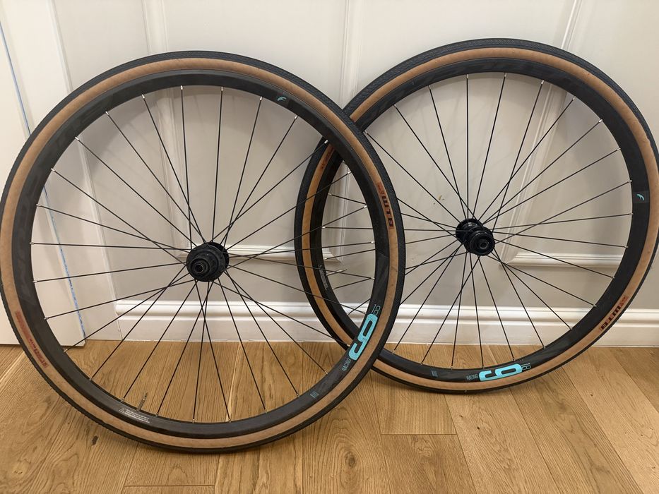 Fulcrum Racing 918 Disc z oponami