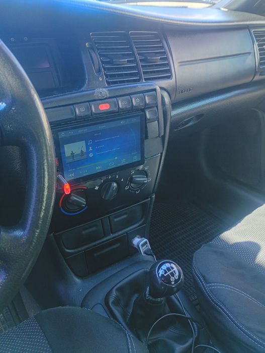 Хороший надійний автомобіль
