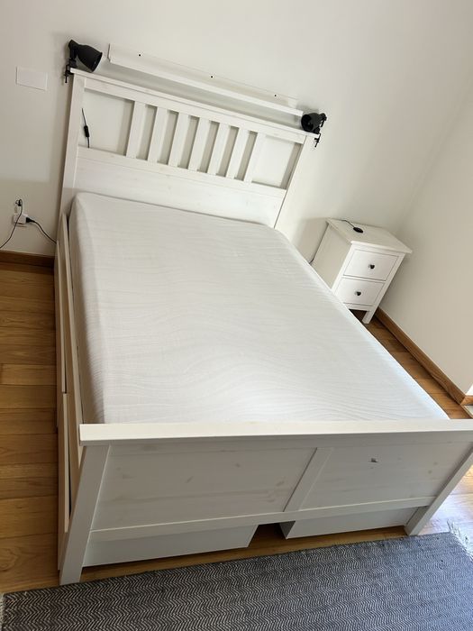 Cama casal (IKEA HEMNES - 140x200 )