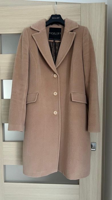 Płaszcz kolor beż