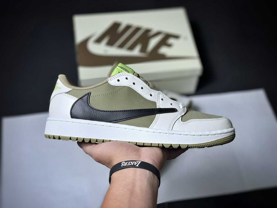 Travis Scott "olive" air Jordan 1 low golf