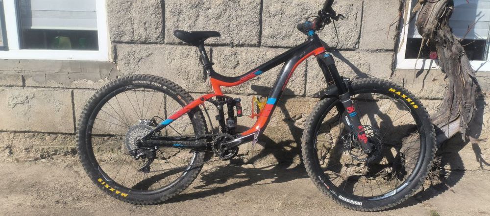 Продам Giant reign 1.5