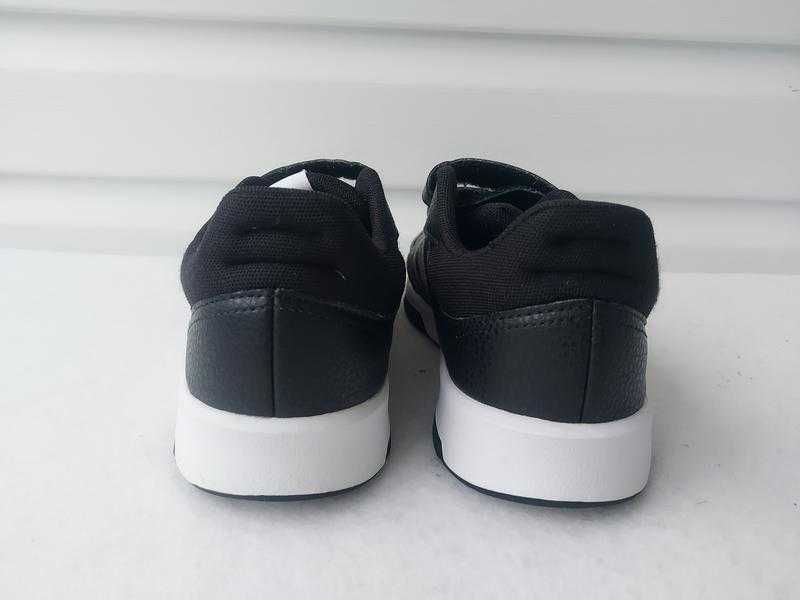 Підліткові кросівки adidas tensaur hook and loop