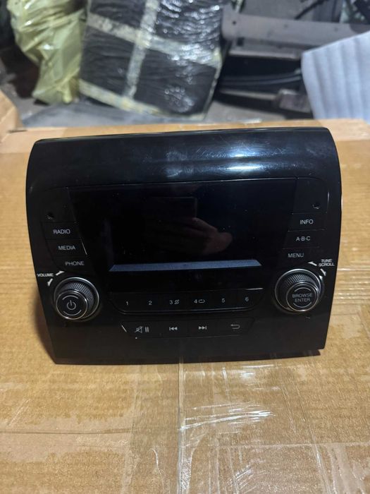 Radio samochodowe Fiat Ducato 250 / Mopar VP1 Continental Bluetooth