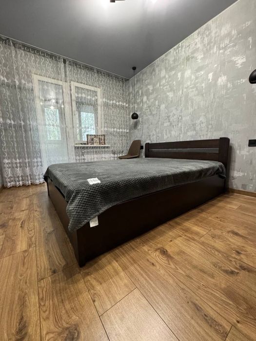 Кровать 160х200. С ортопедичесским матрасом