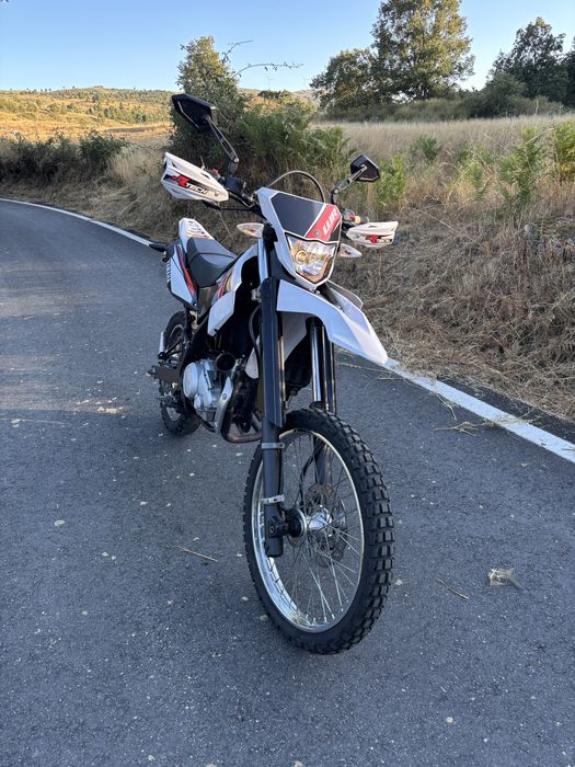 Yamaha WR 125 R