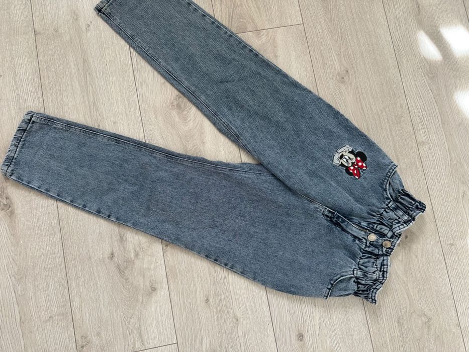 Одяг для дівчинки