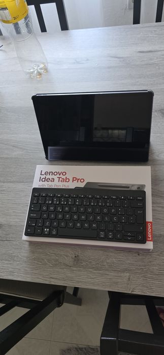 Tablet Ideapad Tab Pro + Teclado + Capa
