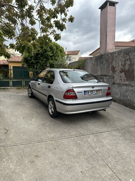 Honda Civic 1.5i ls vtec