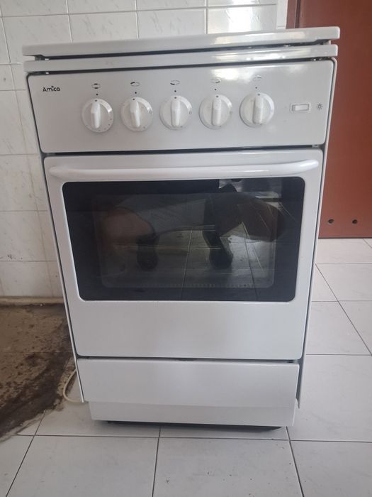 Kuchenka gazowa  Amica SG2.02AX / Używana