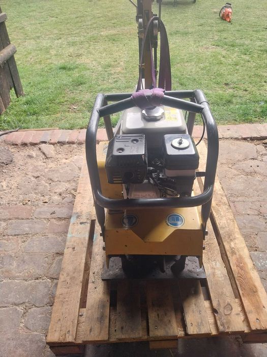 Zageszczarka 130kg Honda