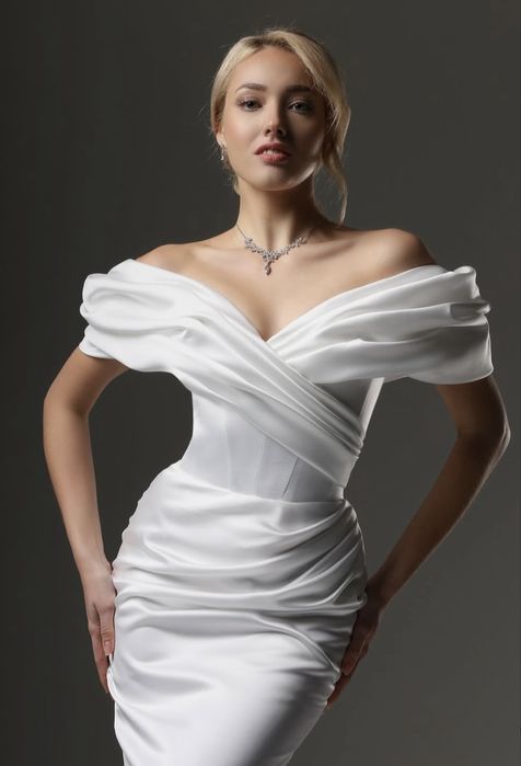 Весільна сукня,плаття рибка