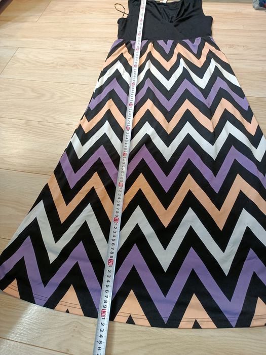 Piękna nowa długa sukienka r. 36/38