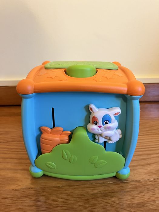 Cubo de Atividades Bebé da Clementoni
