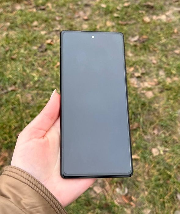 Pixel 6 8/128gb neverlock  (гарний стан)