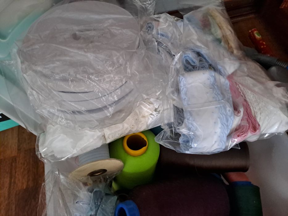 Linhas,e bordados