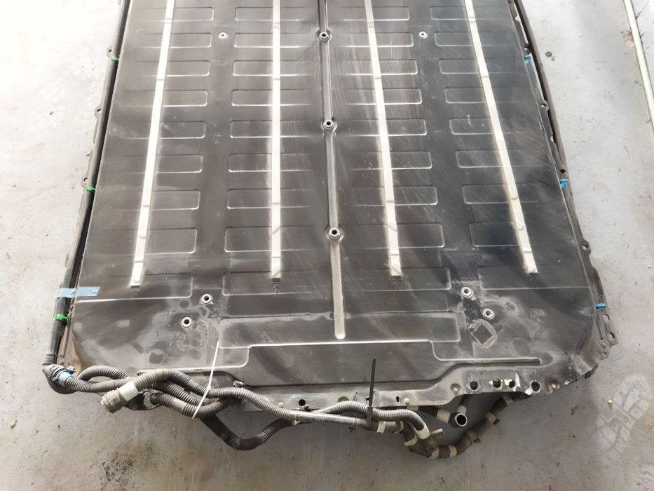 Батарея Tesla Model 3 2021-2023 166696800C