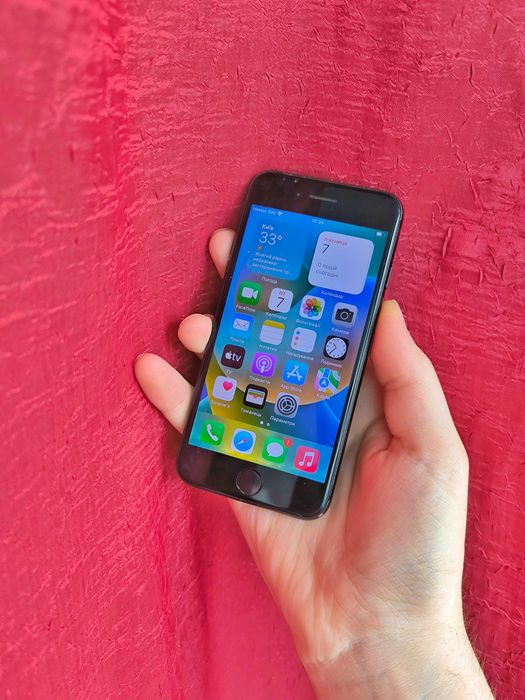 Apple iPhone 8 64 Гб Black