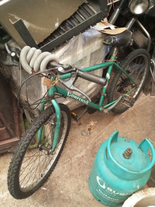 Bicicleta usada para despachar