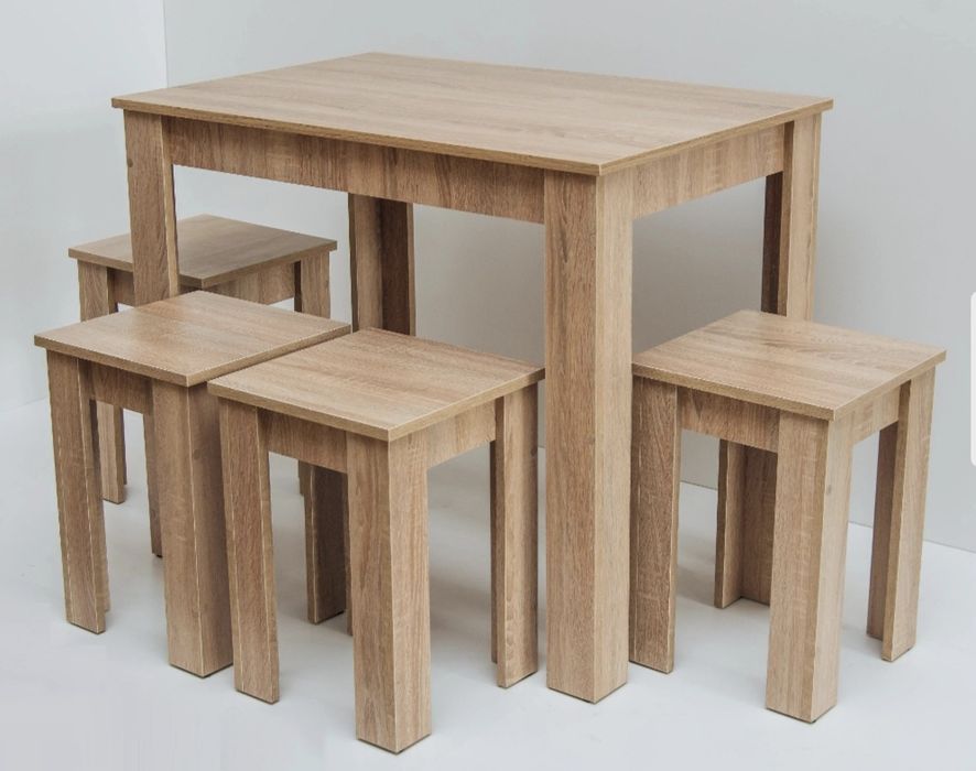 Стіл та 4 табуретки всього 4800 грн