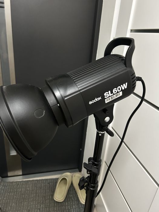 lampa fotograficzna Godox SL-60W + statyw